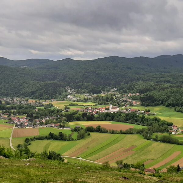 POHOD DO VZLETIŠČA